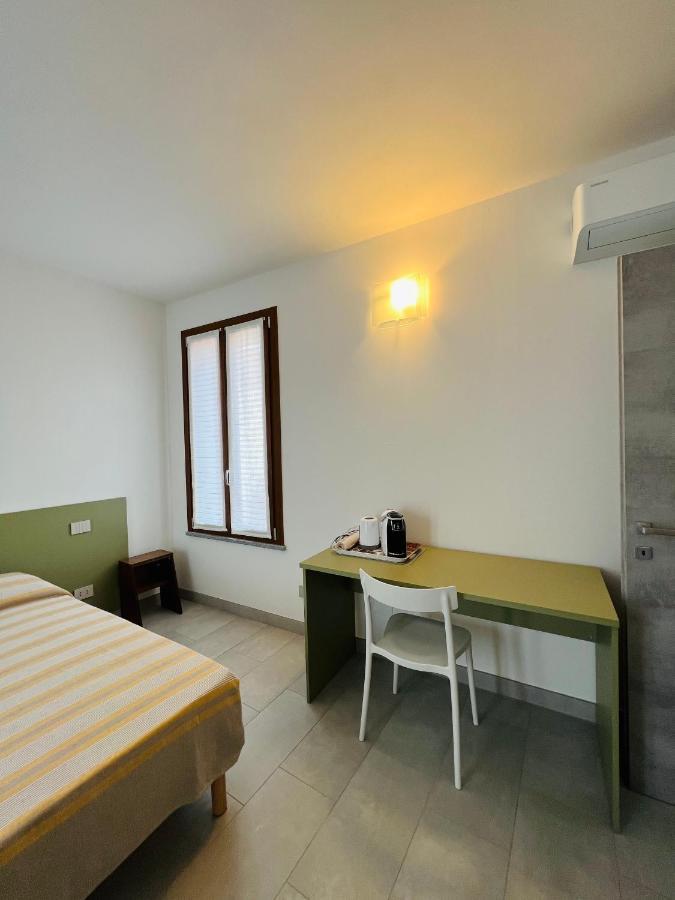 La Ringhiera Hotell Novara Eksteriør bilde