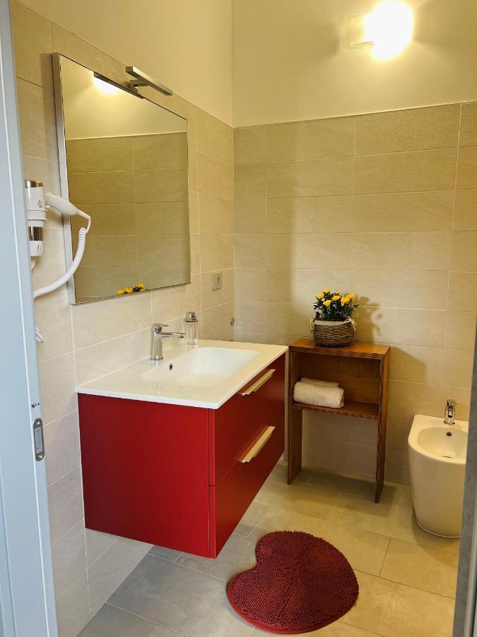 La Ringhiera Hotell Novara Eksteriør bilde
